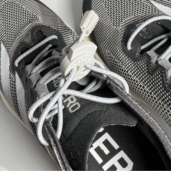 Women’s black grey Adizero Boston 12 running shoes size 6.5 excellent condition - Picture 11 of 11